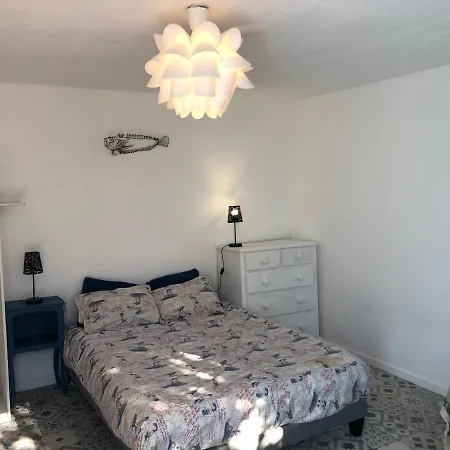 Studio Independant Avec Parking Terrasse Et Jardin * La Seyne-sur-Mer